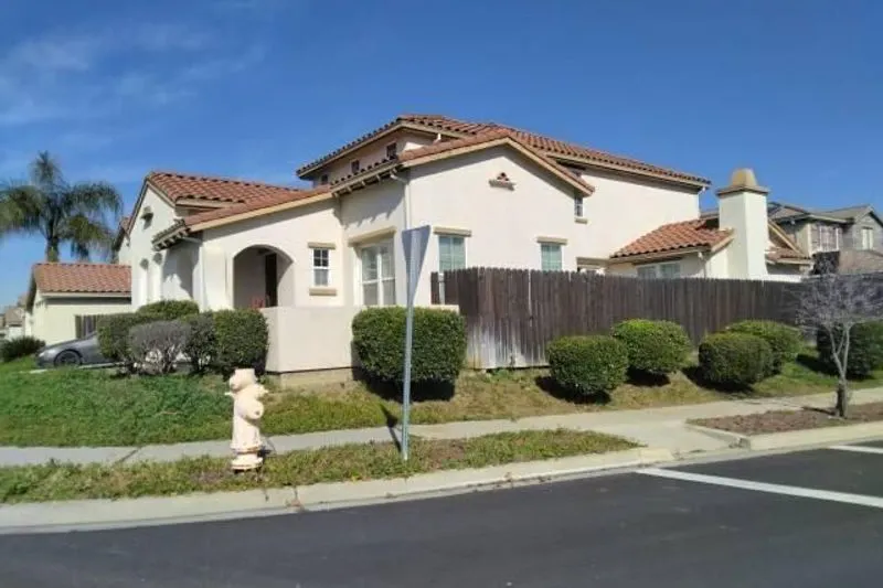 Henley Pkwy, Patterson, CA 95363 #1