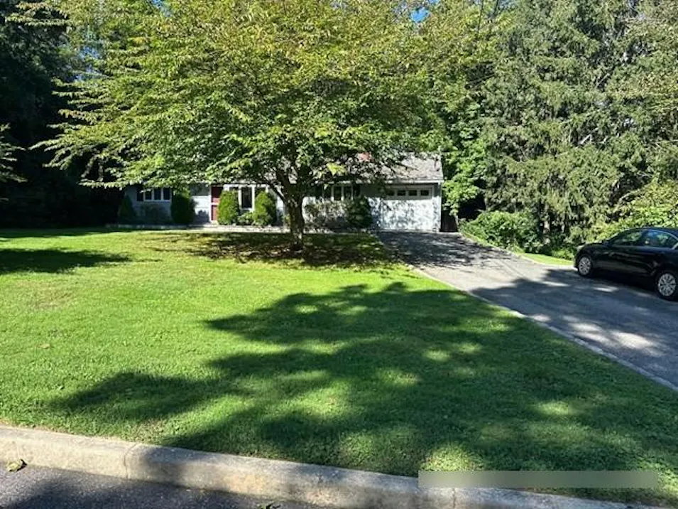 35 Soundview Dr Fort Salonga, NY 11768, Suffolk County