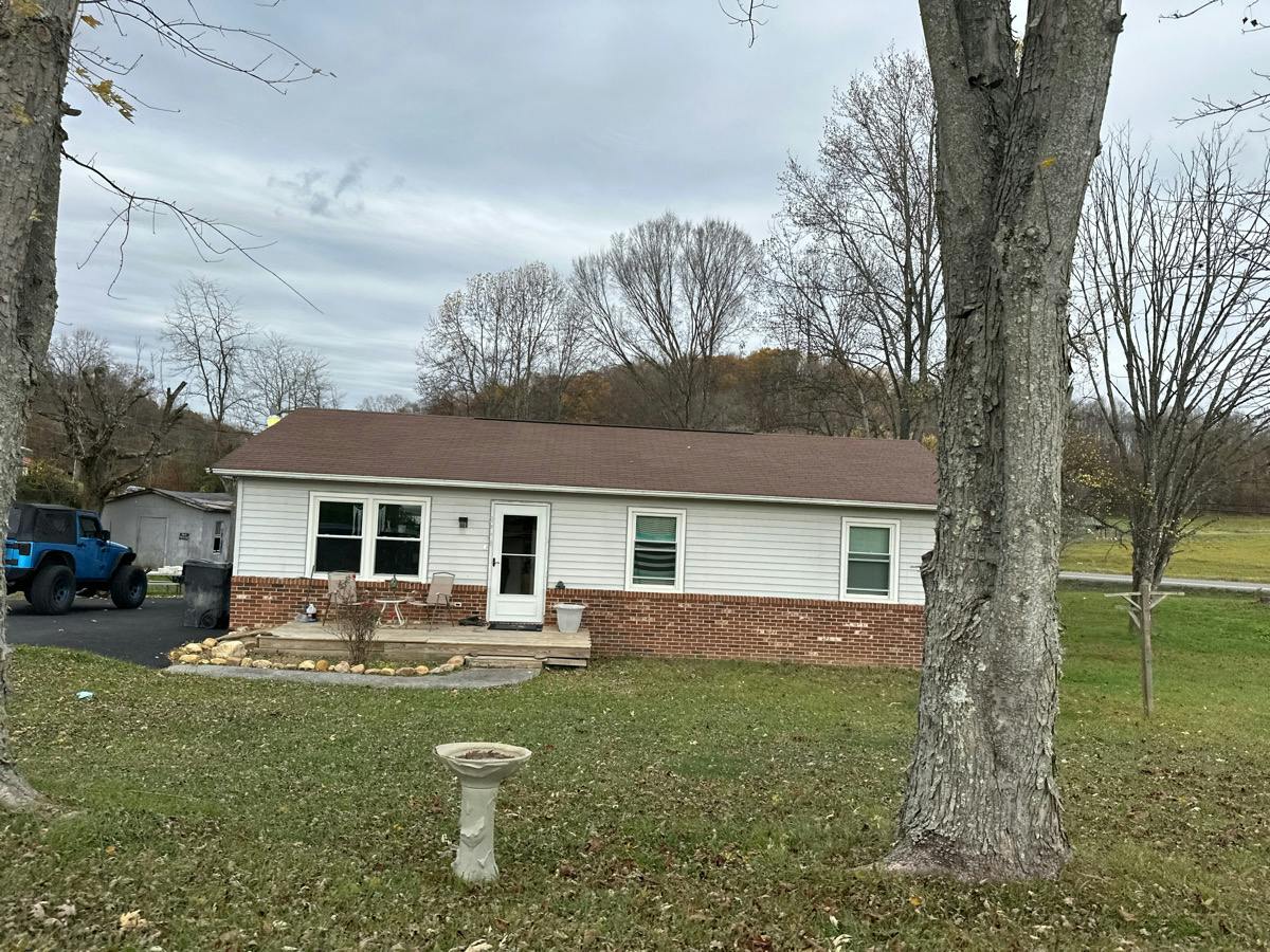 Island Rd, Blountville, TN 37617