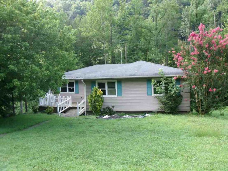 234 Daystar Rd Delbarton, WV 25670, Mingo County