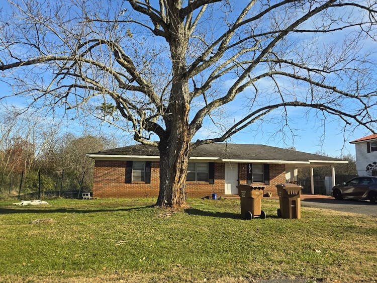 101 Yarbrough Ave Moulton, AL 35650, Lawrence County