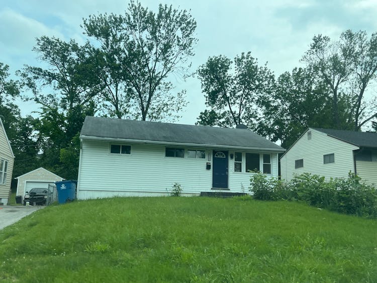 9710 Miriam Avenue St Louis, MO 63114, Saint Louis County