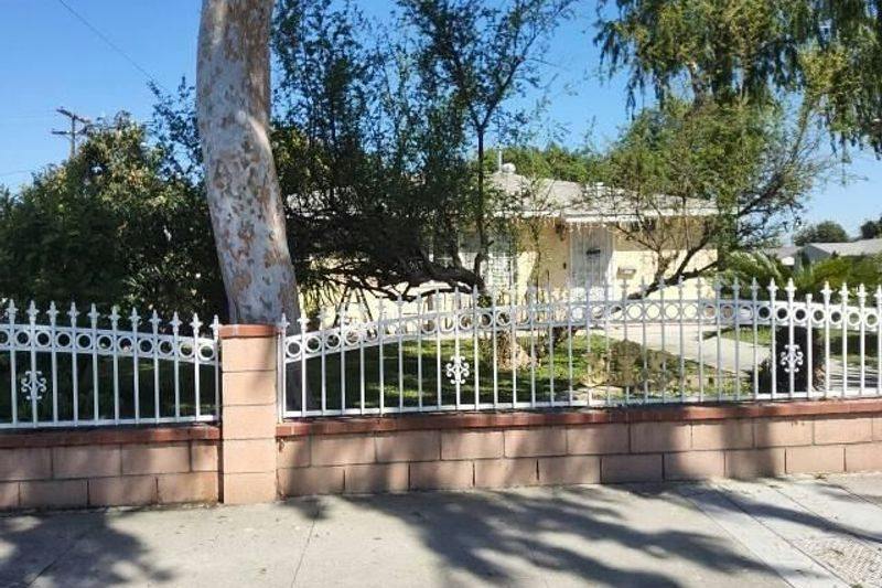 Valencia Dr, Fullerton, CA 92833