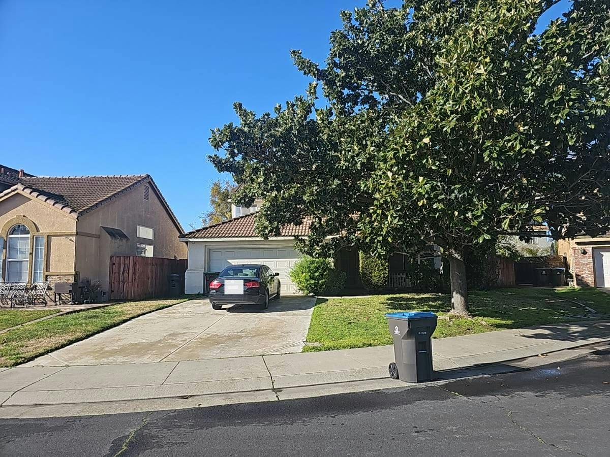 Zitlau Ct, Stockton, CA 95206