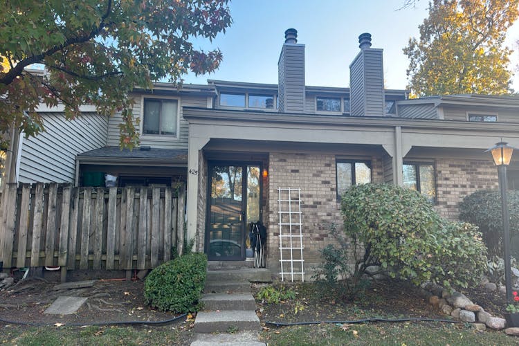 425 Jamestown Circle Dayton, OH 45458, Montgomery County