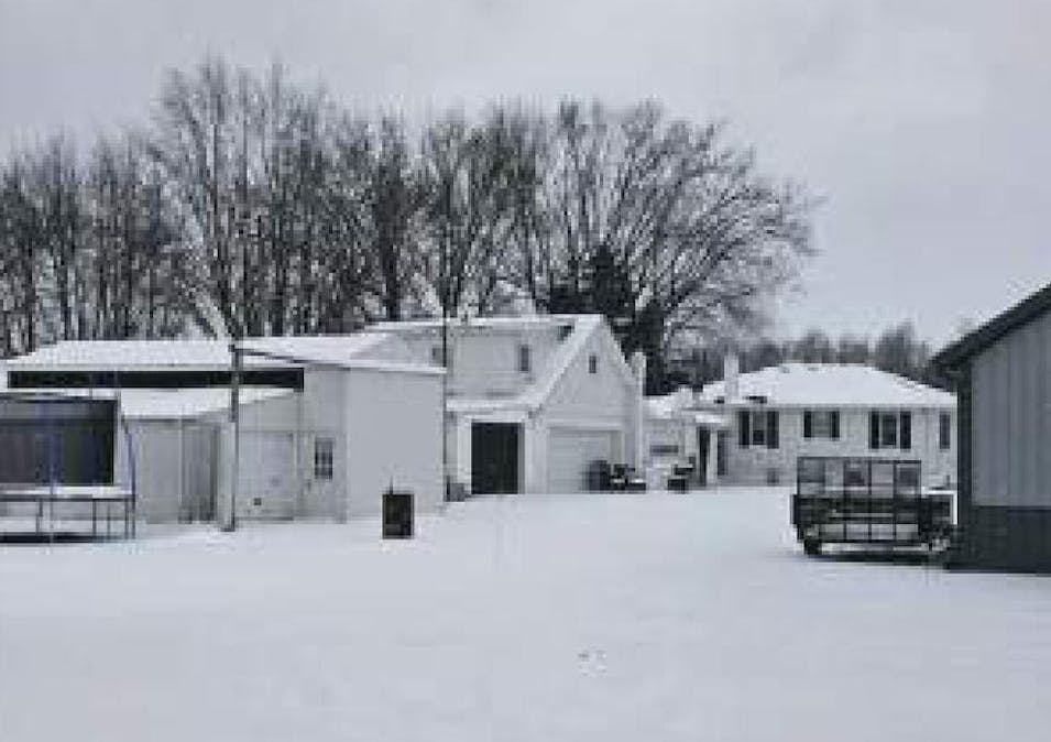 23238 Van Resort Dr Mendon, MI 49072, St. Joseph County