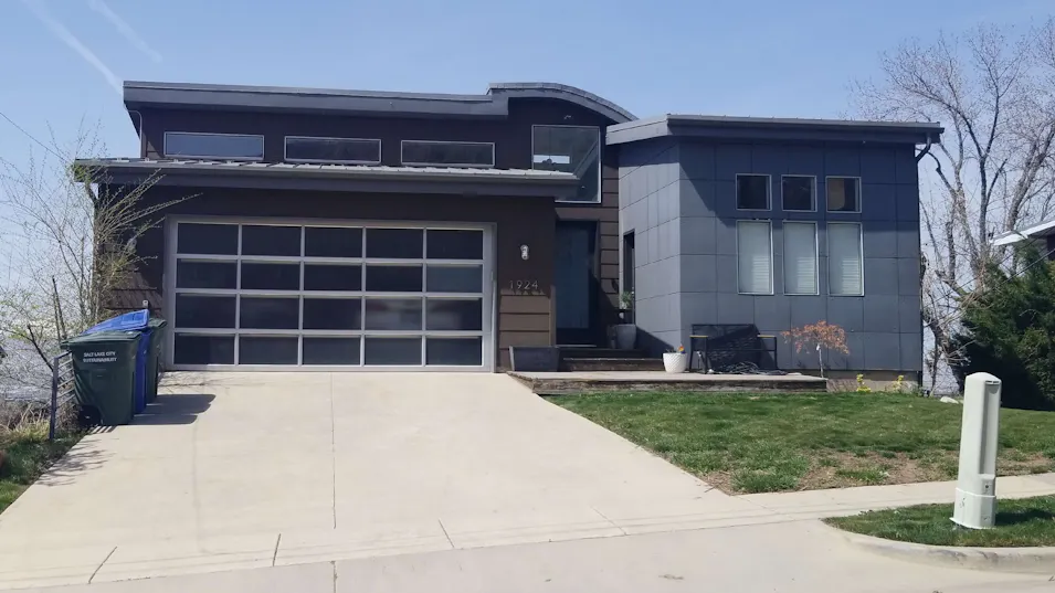 1924 S Broadmoor St Salt Lake City, UT 84108, Salt Lake County