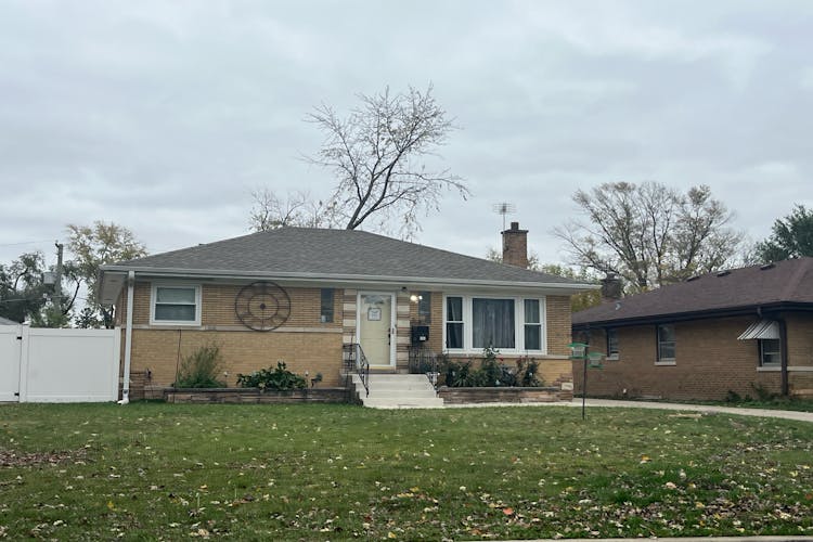 329 High Ridge Rd Hillside, IL 60162, Cook County