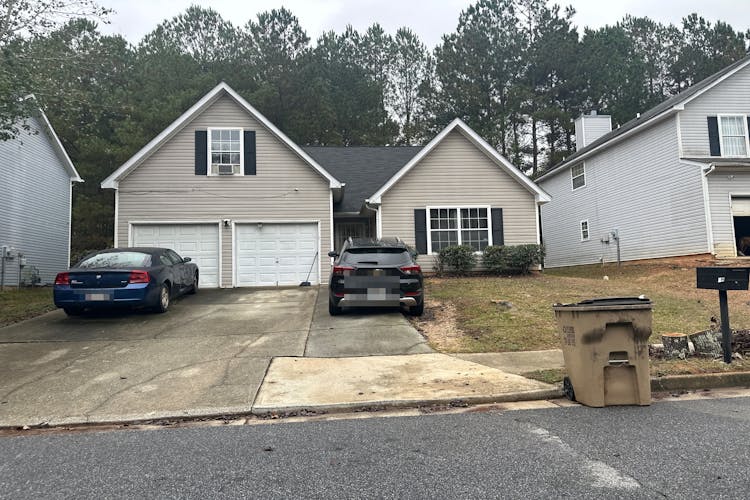 5610 Sapphire Cir Ellenwood, GA 30294, Clayton County