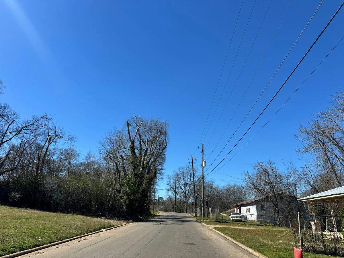 Mayfield Ave, Birmingham, AL 35211