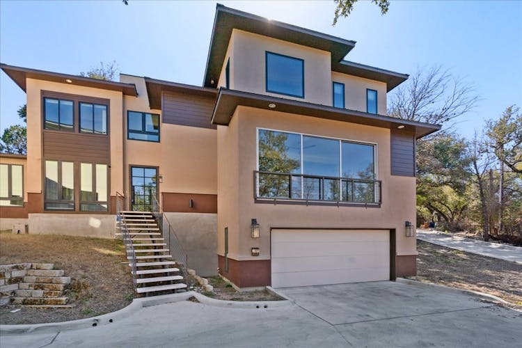 1405 Parkinson Drive Austin, TX 78704, Travis County