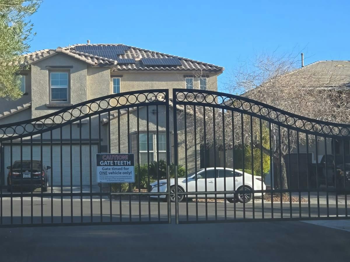 Nicklewood Ave, Las Vegas, NV 89143