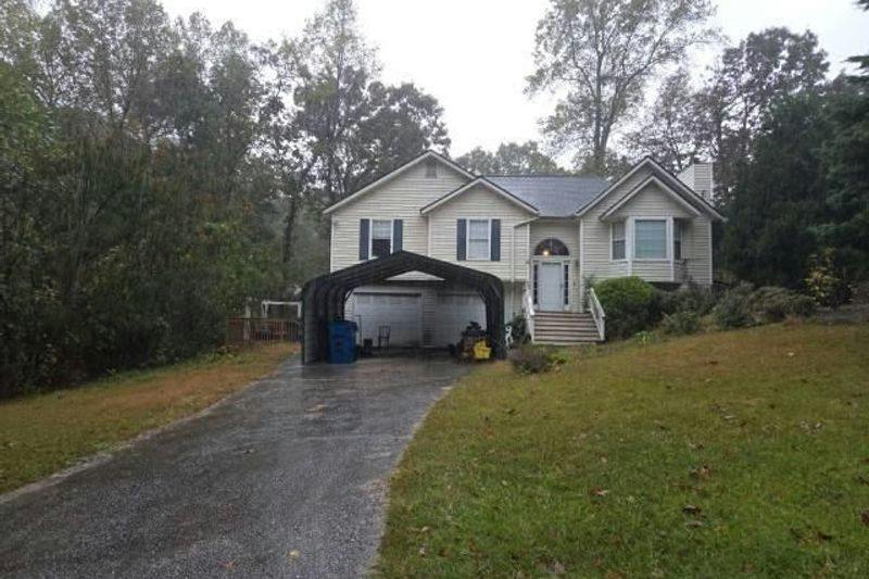 Fair Havens Dr, Hiram, GA 30141