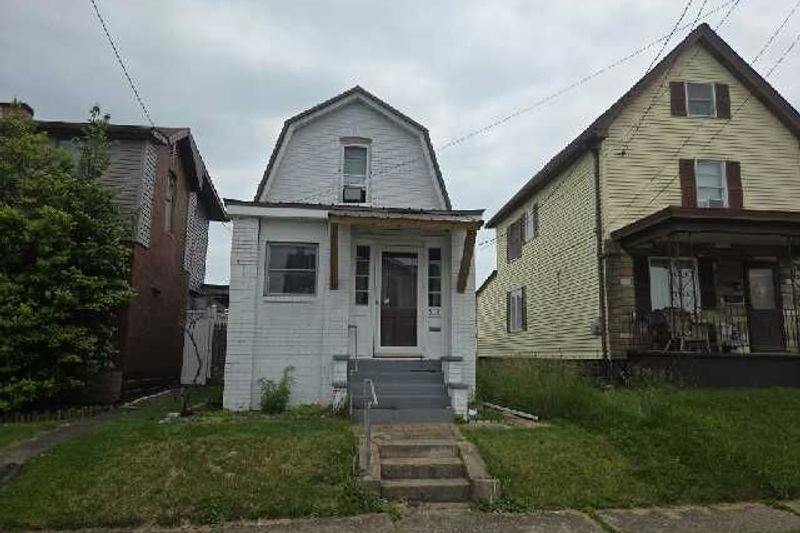 George St, Scottdale, PA 15683