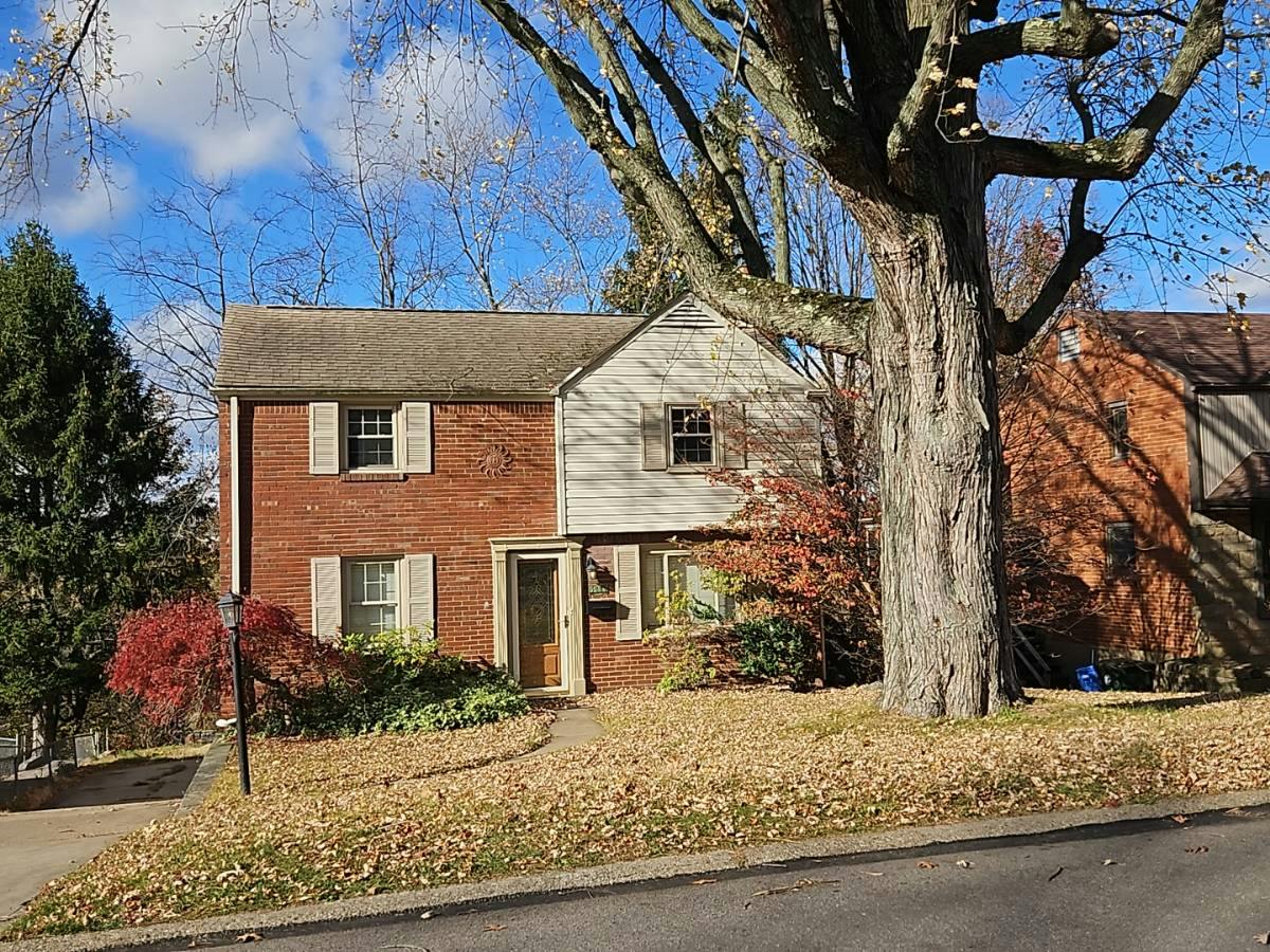 Orchard Hill Dr, Pittsburgh, PA 15236
