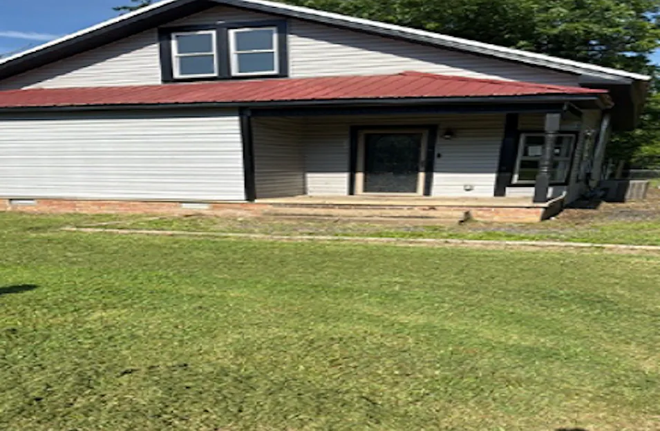 401 Ave 2 NE Atkins, AR 72823, Pope County