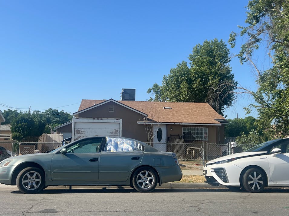 1231 6th St Bakersfield, CA 93304, Kern County