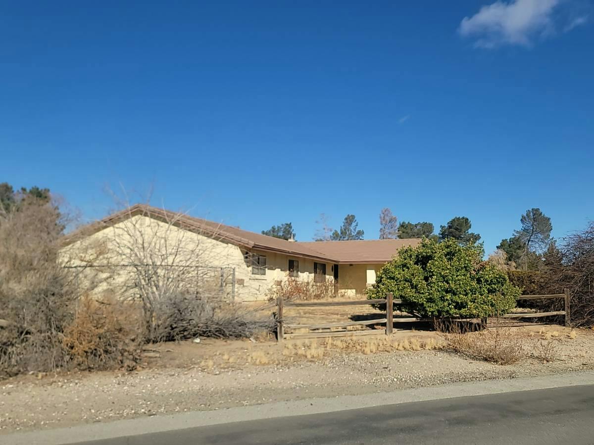 Tacony Rd, Apple Valley, CA 92307