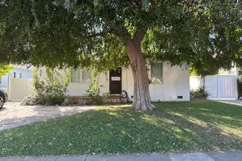611 N Buena Vista St