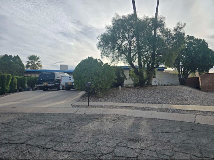 9350 E Anne Pl Tucson, AZ 85710, Pima County