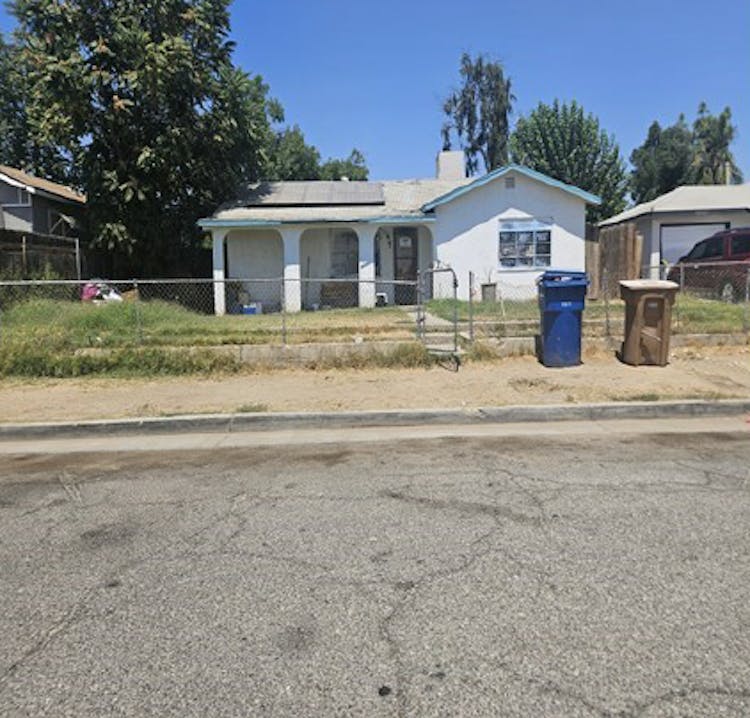 4402 Lexington Ave Bakersfield, CA 93306, Kern County