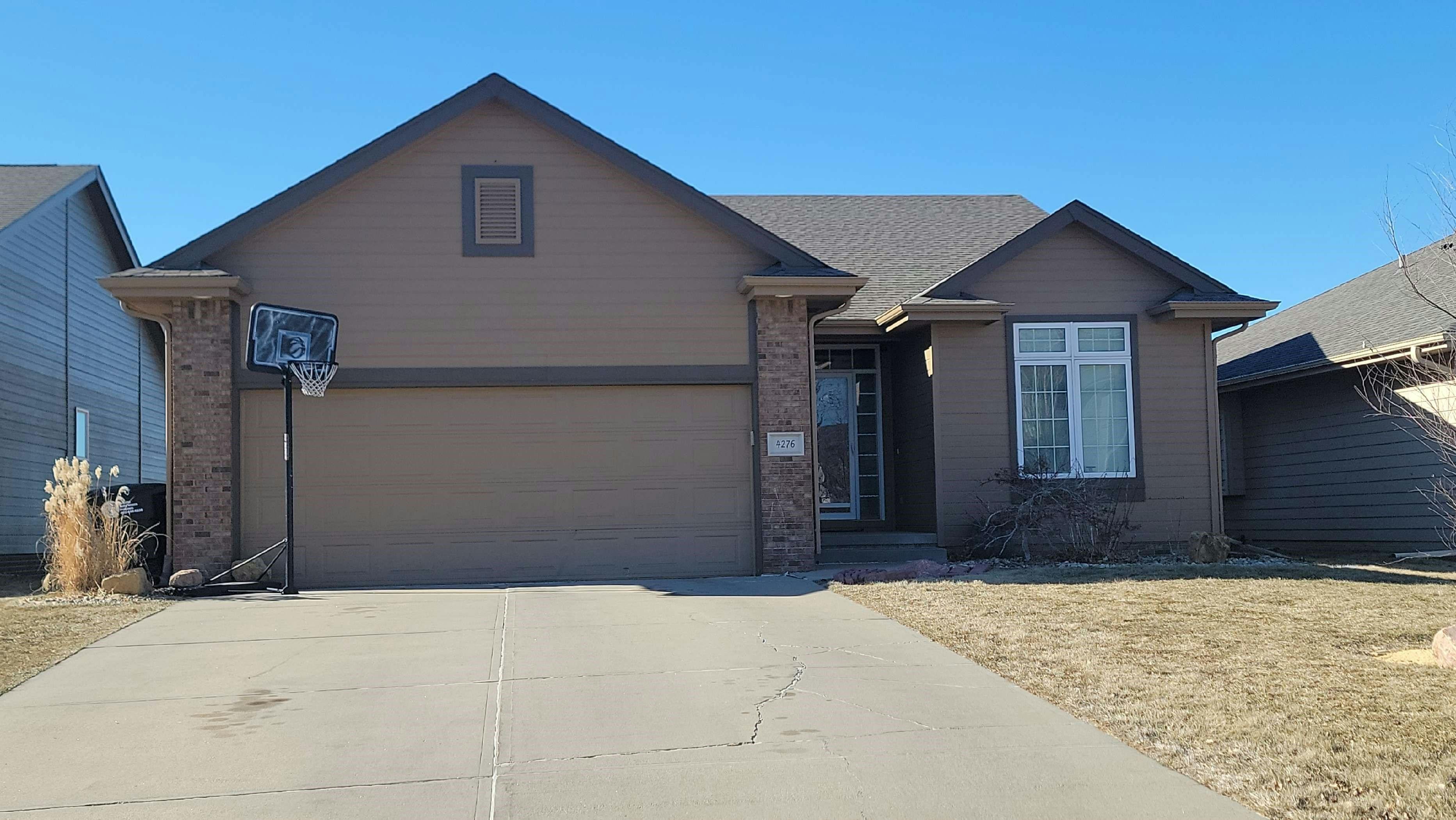 176th Ave, Omaha, NE 68116