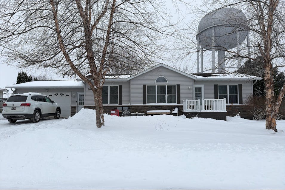 104 Jones St Spring Valley, MN 55975, Fillmore County