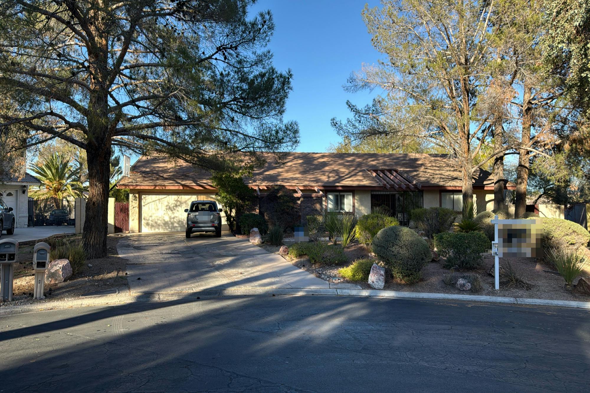 Manteca Cir, Las Vegas, NV 89118