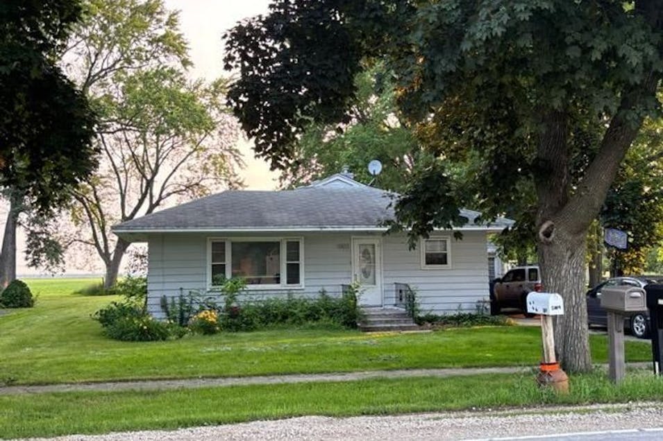 1002 North Street Mazon, IL 60444, Grundy County