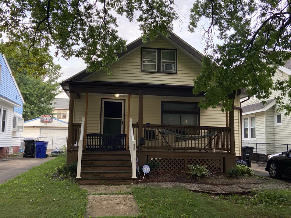 3716 W 129th St Cleveland, OH 44111, Cuyahoga County