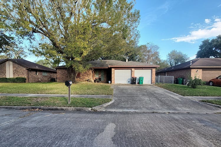 4603 Adobe Lane Baytown, TX 77521, Harris County