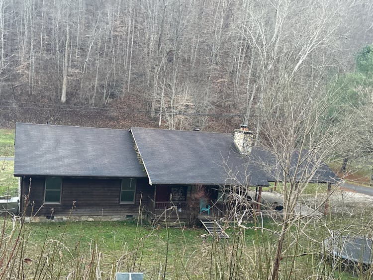 3044 Ky Route 1750 East Point, KY 41216, Johnson County