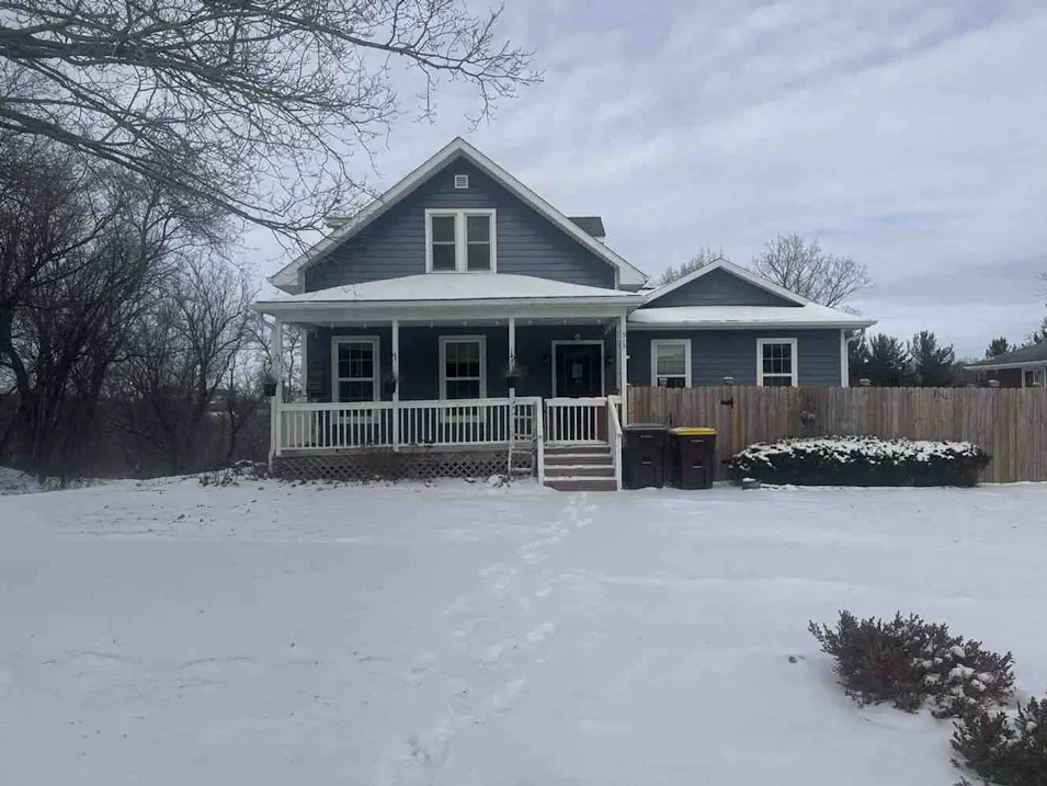 313 2nd St E Wanamingo, MN 55983, Goodhue County