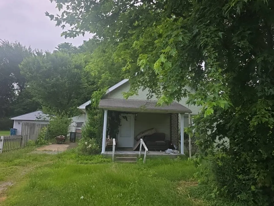 3020 Benton Rd Paducah, KY 42003, McCracken County