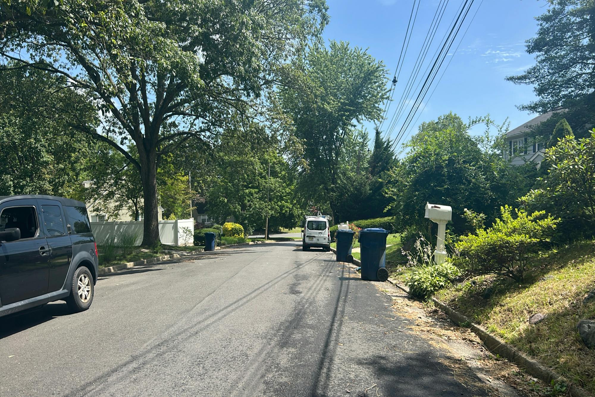 Hillside Dr, Neptune, NJ 07753