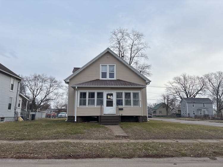 216 Clinton Street Muscatine, IA 52761, Muscatine County