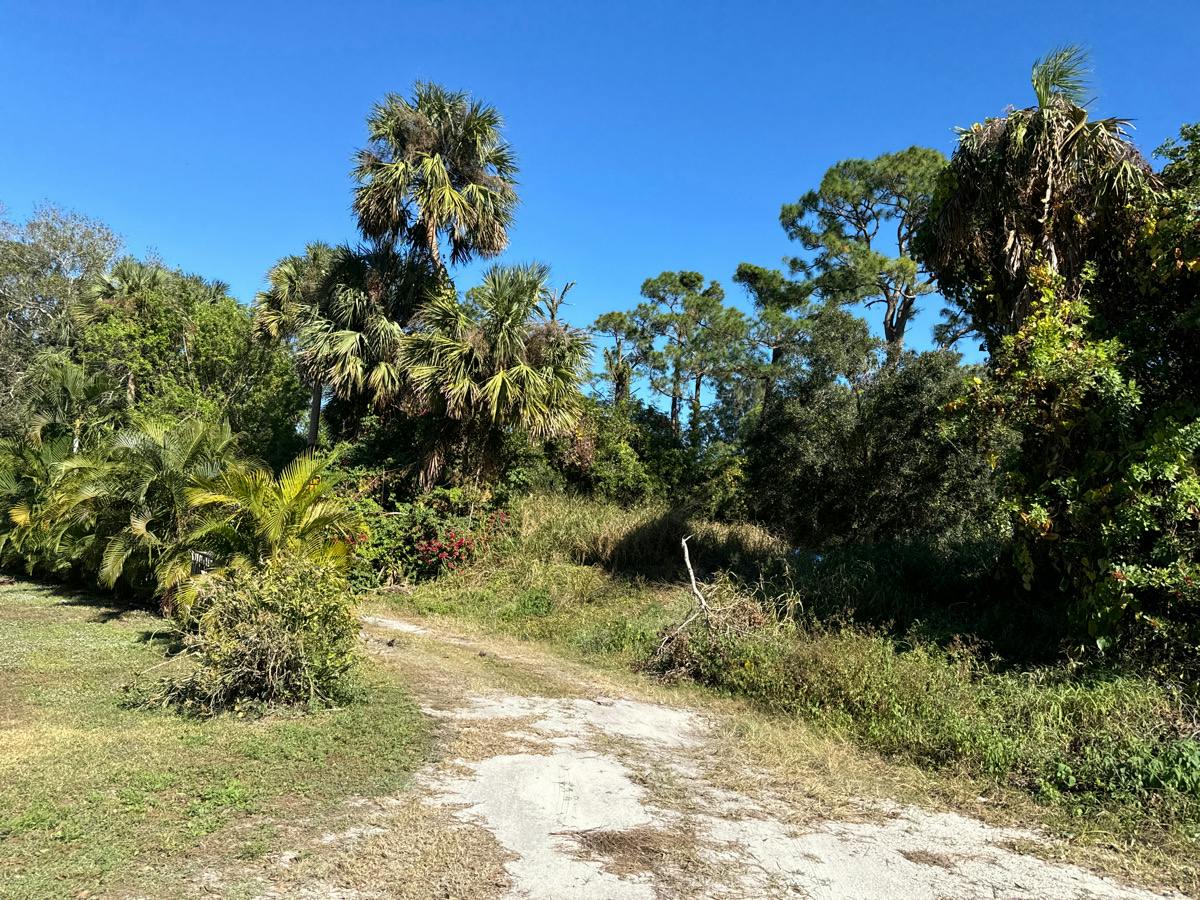 35th Ave, Vero Beach, FL 32968