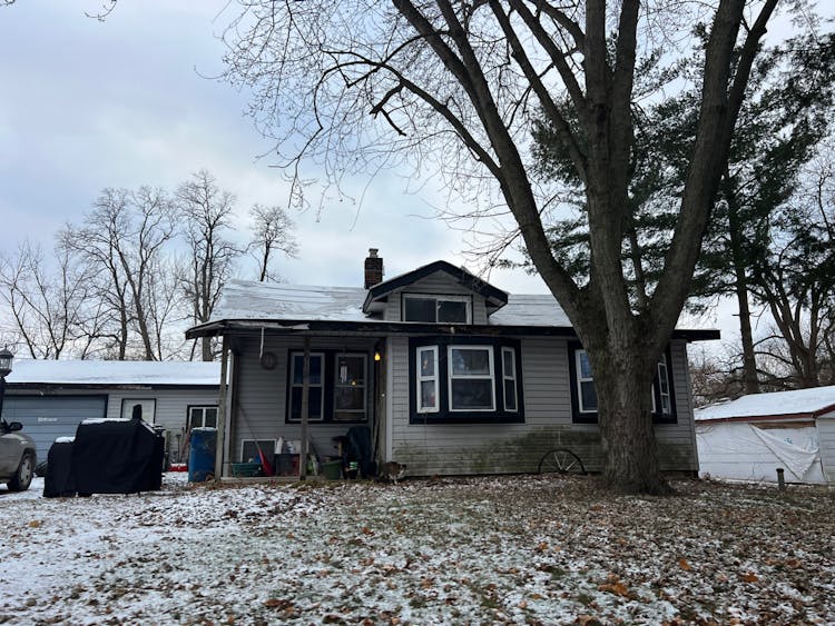 9181 Holmes St White Lake, MI 48386, Oakland County