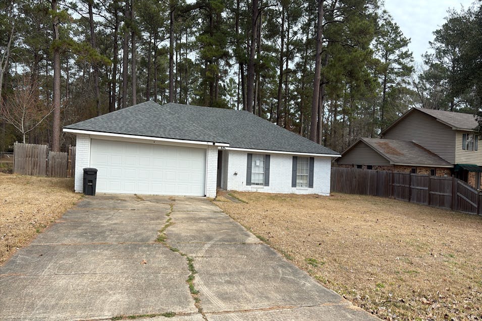 152 Huntington Dr Pineville, LA 71360, Rapides County