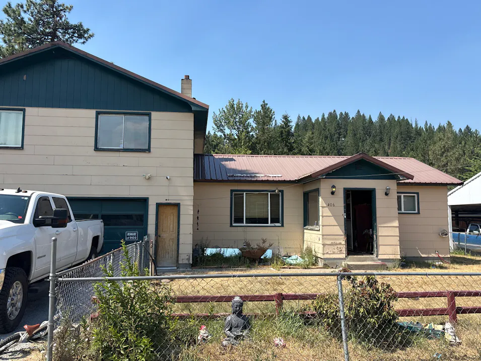 406 S 6th St Pinehurst, ID 83850, Shoshone County