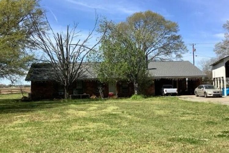 9164 Webre Ln Maringouin, LA 70757, Iberville County