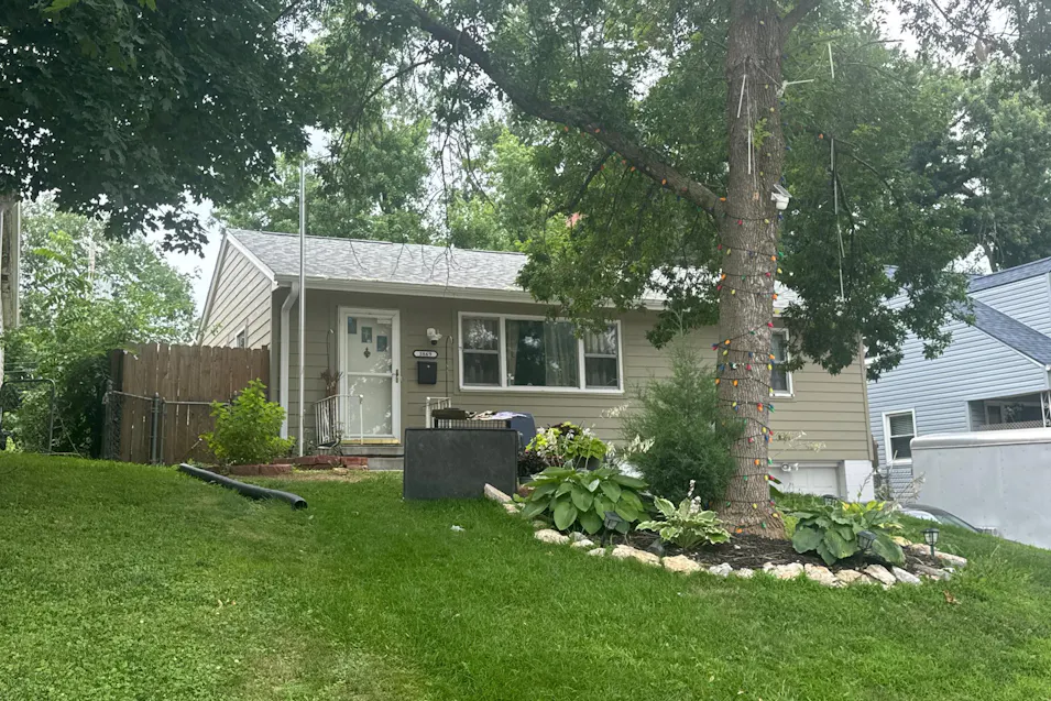3869 N 65th Ave Omaha, NE 68104, Douglas County