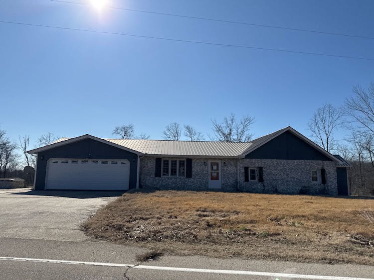 11078 State Highway 51 Sturdivant, MO 63782, Bollinger County