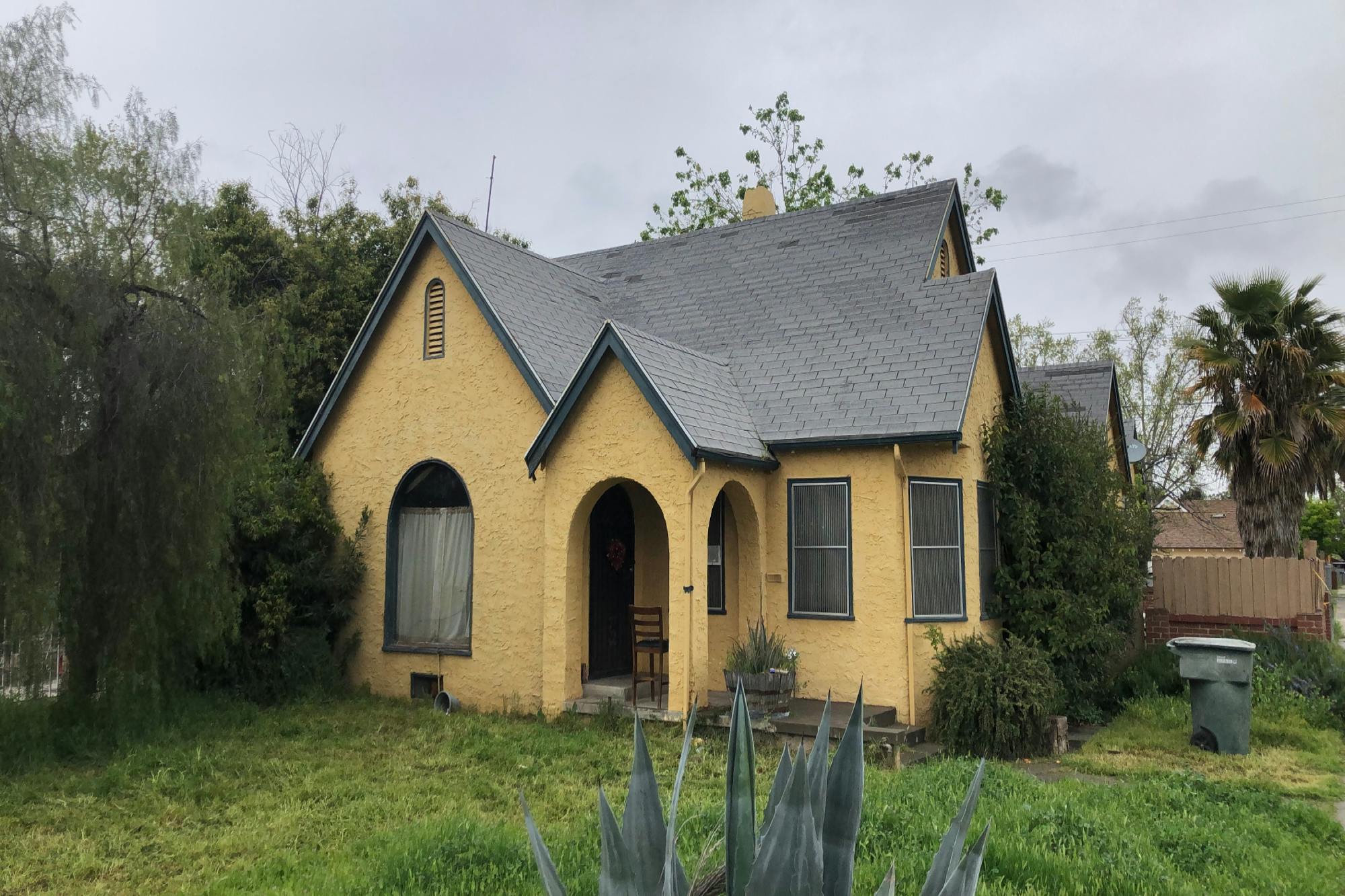 Iowa Ave, Fresno, CA 93702