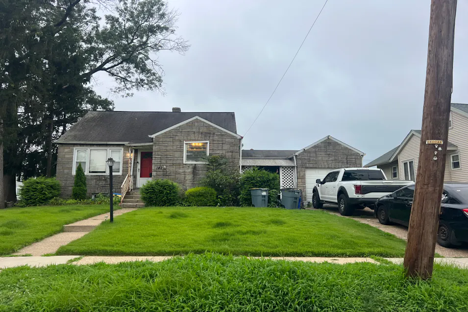 142 Manor Ave Oaklyn, NJ 08107, Camden County