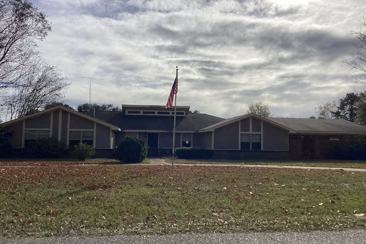 202 Greencrest Ln Prattville, AL 36067, Autauga County