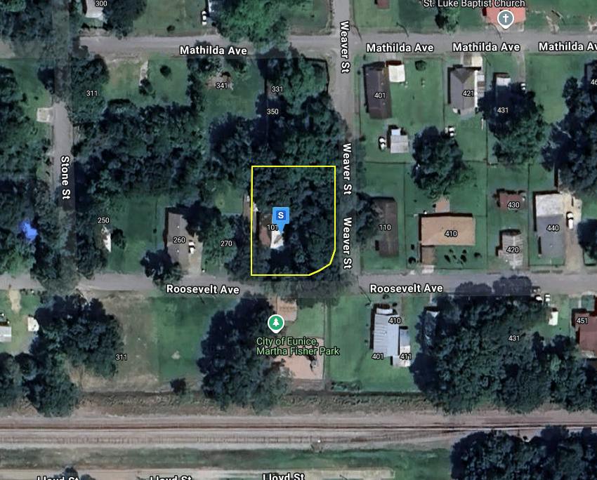 Weaver St, Eunice, LA 70535