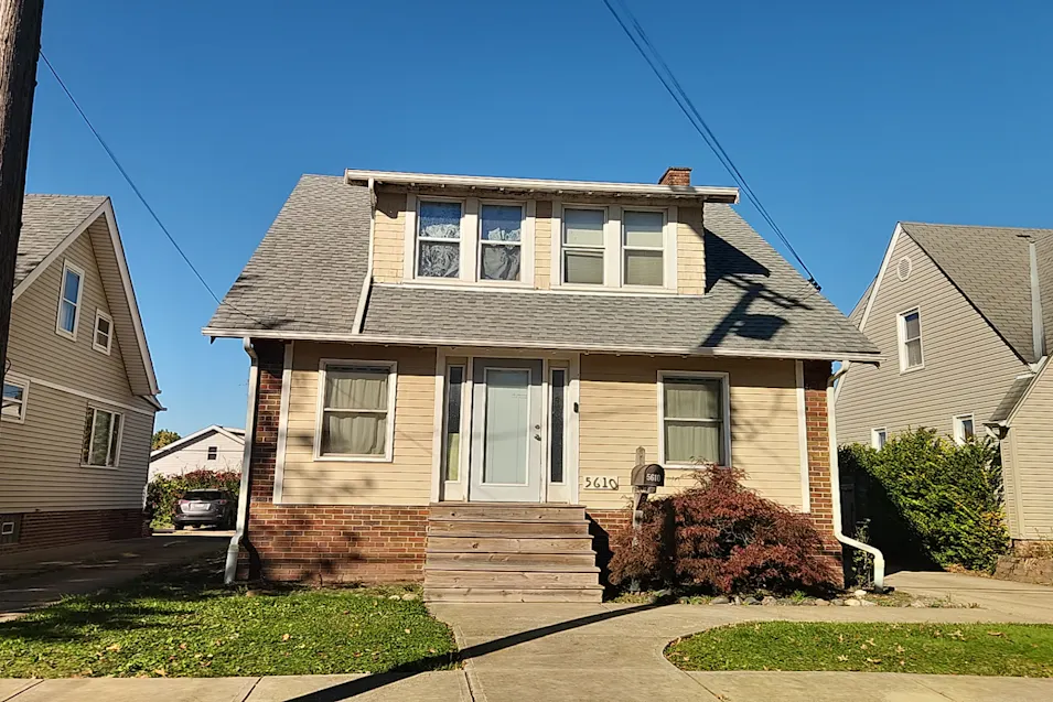 5610 Delora Ave Cleveland, OH 44144, Cuyahoga County