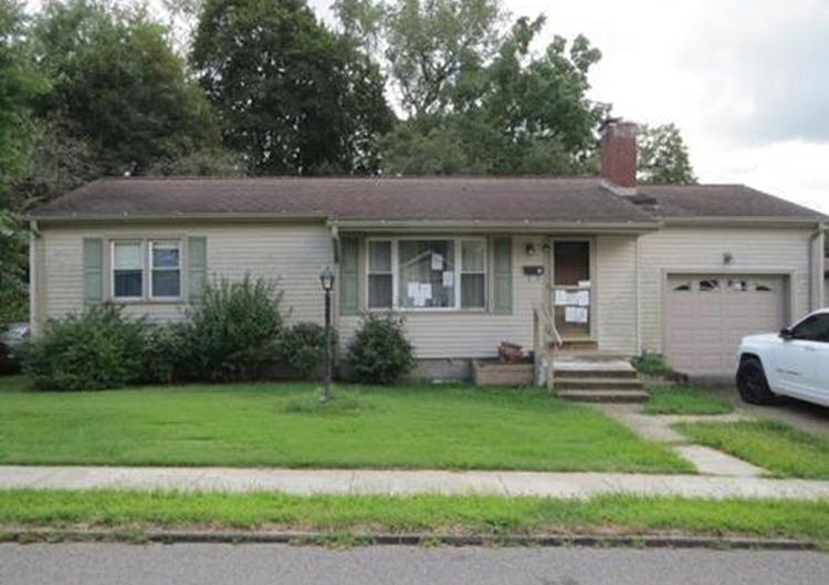 16 Vance St Greenville, PA 16125, Mercer County