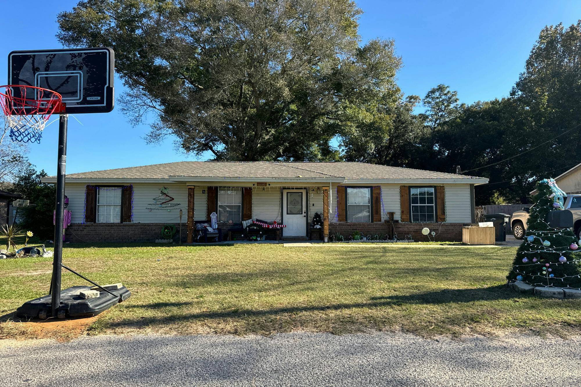 Dallas Ave, Pensacola, FL 32526